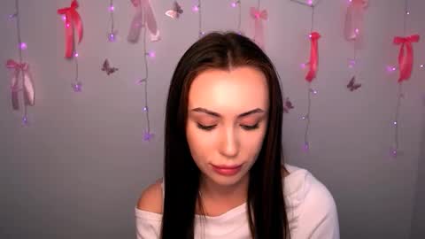 Snapshot of nikonara_ chatting on April 4, 2026, 12:46 pm nikonara_ online show from April 4, 2026, 12:46 pm