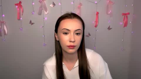 Snapshot of nikonara_ chatting on April 11, 2026, 12:20 pm nikonara_ online show from April 11, 2026, 12:20 pm