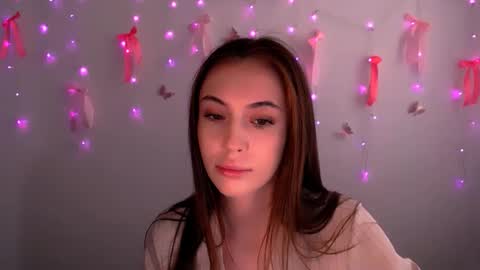 Snapshot of nikonara_ chatting on May 6, 2026, 11:37 am nikonara_ online show from May 6, 2026, 11:37 am
