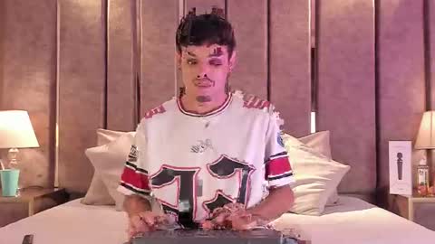 Niko Stone online show from April 14, 2026, 3:56 am