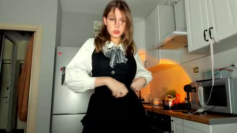 Snapshot of niky_jess chatting on February 5, 2025, 8:46 pm Veronica online show from February 5, 2025, 8:46 pm