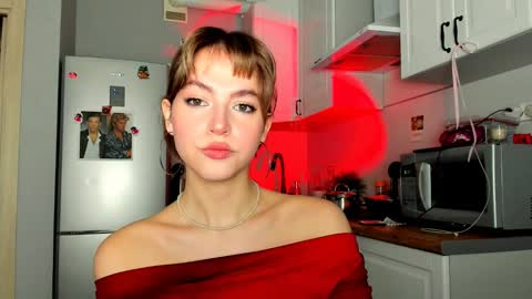 Snapshot of niky_jess chatting on February 28, 2025, 10:41 am Veronica online show from February 28, 2025, 10:41 am