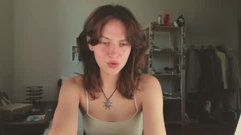 Snapshot of niky_jess chatting on May 25, 2026, 10:10 am Veronica online show from May 25, 2026, 10:10 am