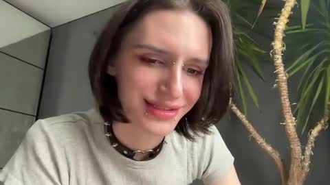 Snapshot of niky_long chatting on June 2, 2026, 1:46 pm Niky online show from June 2, 2026, 1:46 pm