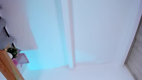 niky_vega1 online show from March 25, 2026, 10:49 pm