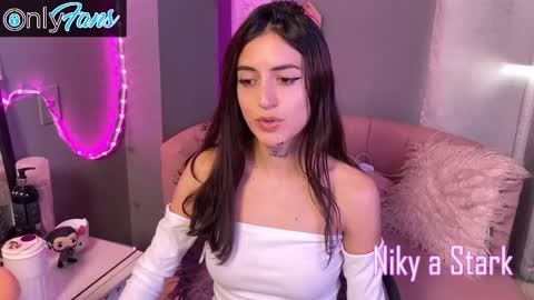Snapshot of nikyastark chatting on November 30, 2025, 4:00 pm Niky A Stark online show from November 30, 2025, 4:00 pm