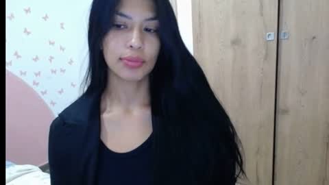Snapshot of nila_kaia chatting on July 15, 2026, 3:01 am nila online show from July 15, 2026, 3:01 am
