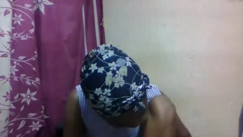 nilah online show from December 15, 2025, 8:07 am