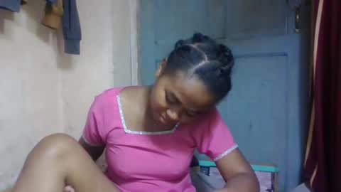 Snapshot of nilahmarie chatting on May 7, 2026, 7:36 am nilah online show from May 7, 2026, 7:36 am