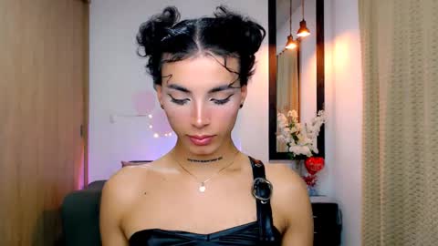 Snapshot of nilam217 chatting on March 9, 2025, 7:12 am Nilam online show from March 9, 2025, 7:12 am