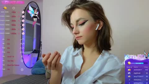 Snapshot of nillie_kelly chatting on December 12, 2024, 3:10 am Nillie online show from December 12, 2024, 3:10 am