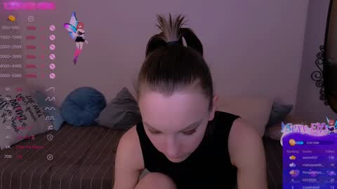 Snapshot of nillie_kelly chatting on December 20, 2024, 12:41 am Nillie online show from December 20, 2024, 12:41 am