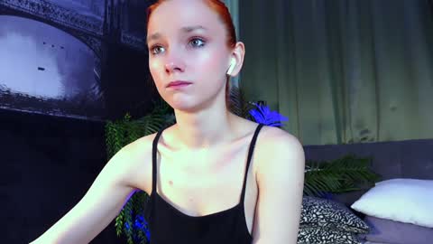 Snapshot of nillie_kelly chatting on January 24, 2025, 9:15 pm Nillie online show from January 24, 2025, 9:15 pm