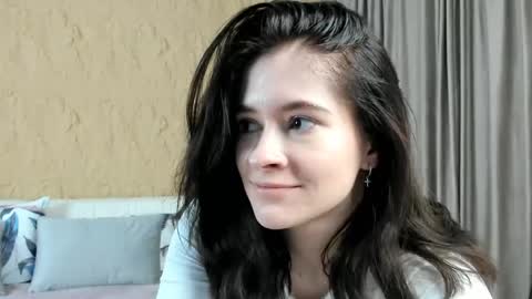 Nilsa online show from May 4, 2026, 6:26 pm