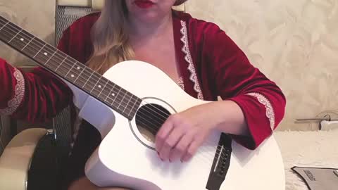 Nimfalove online show from December 1, 2024, 6:41 pm