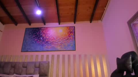 nina_glow_ online show from April 17, 2026, 11:35 am