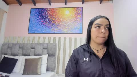 Snapshot of nina_glow_ chatting on April 20, 2026, 11:13 am nina_glow_ online show from April 20, 2026, 11:13 am