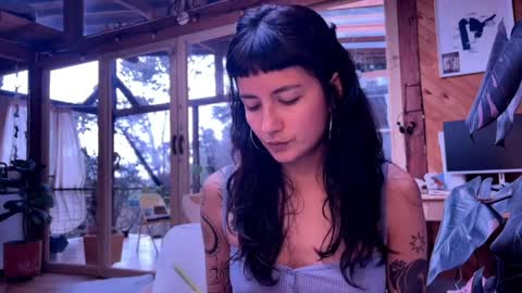 Nina.  online show from April 3, 2026, 8:18 pm