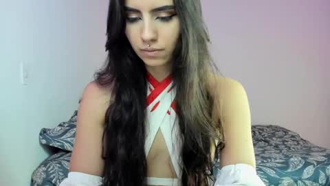  Nina  online show from November 15, 2025, 7:43 pm