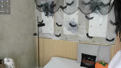 NINA online show from November 1, 2025, 1:24 pm