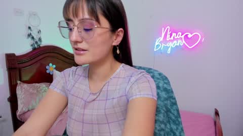 Nina online show from December 5, 2024, 8:55 pm