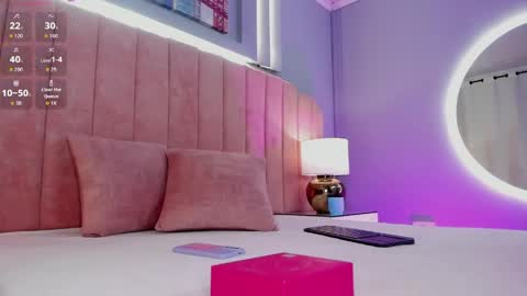 Nina  online show from April 2, 2026, 3:04 am