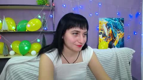 ninaflawlees online show from January 14, 2025, 11:27 pm