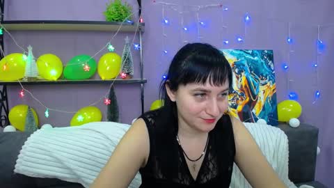 ninaflawlees online show from January 15, 2025, 10:35 pm