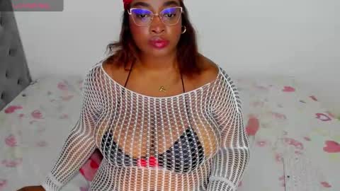 Valentina online show from October 3, 2025, 11:57 pm