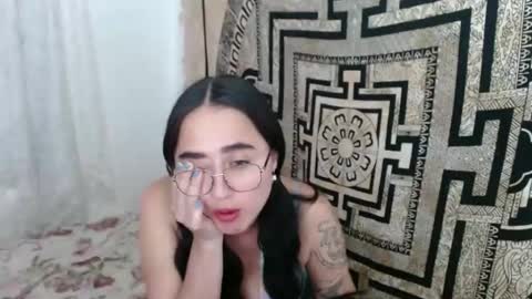 N I N A online show from February 24, 2025, 2:04 pm