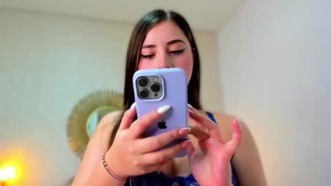 Snapshot of ninalens_cs chatting on October 29, 2025, 7:04 pm ninalens_cs online show from October 29, 2025, 7:04 pm