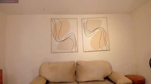  Nina  online show from March 12, 2026, 6:25 pm