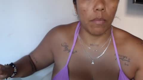 Snapshot of ninapalmer chatting on June 28, 2026, 10:05 pm Ninapalmer online show from June 28, 2026, 10:05 pm