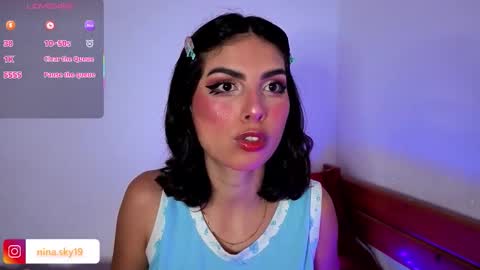 ninasky19 online show from February 5, 2026, 5:01 am