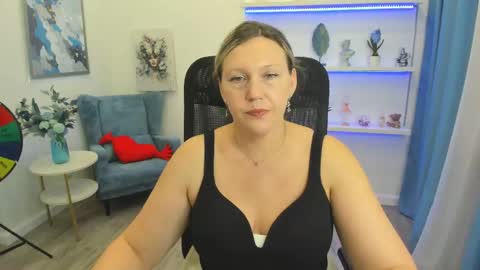 Snapshot of ninastarle chatting on May 14, 2026, 11:39 am ninastarle online show from May 14, 2026, 11:39 am