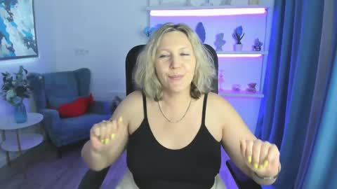 Snapshot of ninastarle chatting on May 21, 2026, 11:39 am ninastarle online show from May 21, 2026, 11:39 am