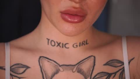 ninasuzuki online show from February 1, 2026, 12:15 pm