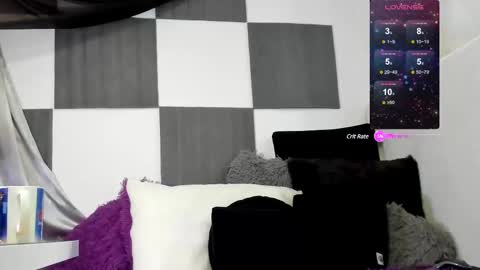 Nina online show from March 11, 2025, 4:40 pm