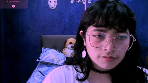 Nina online show from September 25, 2025, 1:59 pm