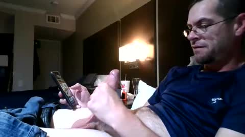 nineinchbronco online show from November 15, 2025, 12:34 pm