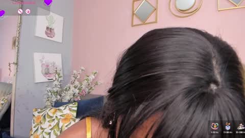 Snapshot of nini_martinii chatting on January 15, 2025, 1:20 pm NINI online show from January 15, 2025, 1:20 pm