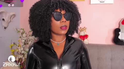 NINI  online show from February 11, 2026, 3:17 pm