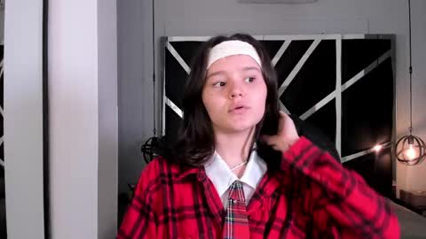 Snapshot of nini_solei chatting on May 22, 2026, 9:09 pm nini_solei online show from May 22, 2026, 9:09 pm