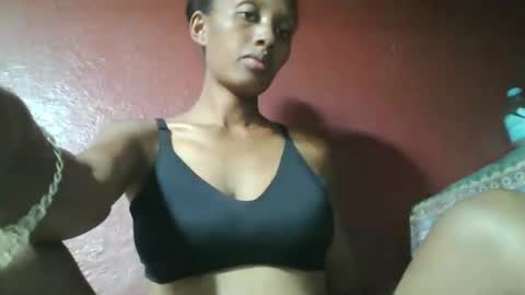 ninie246746 online show from January 29, 2025, 7:25 am