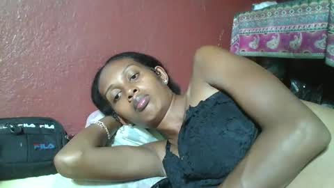 ninie246746 online show from February 14, 2025, 7:23 pm