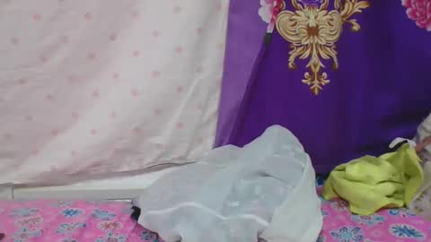 ninie246746 online show from March 20, 2026, 7:24 am