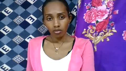 ninie246746 online show from July 14, 2026, 11:16 am