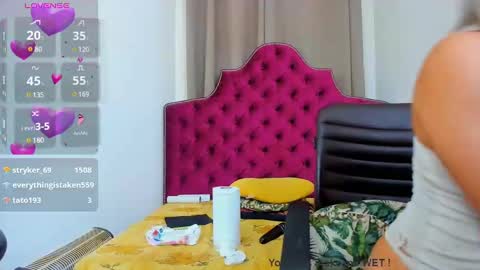 Snapshot of ninna_dee chatting on December 16, 2024, 11:01 am nina dee online show from December 16, 2024, 11:01 am