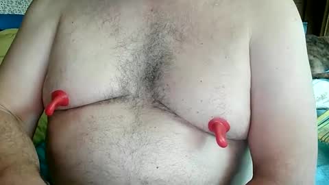 Snapshot of nip_fun_bear chatting on October 6, 2025, 9:56 pm Nip Fun Bear online show from October 6, 2025, 9:56 pm
