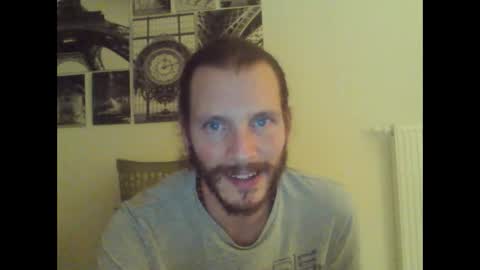 Snapshot of nitai84 chatting on December 2, 2024, 10:12 pm Nitai online show from December 2, 2024, 10:12 pm